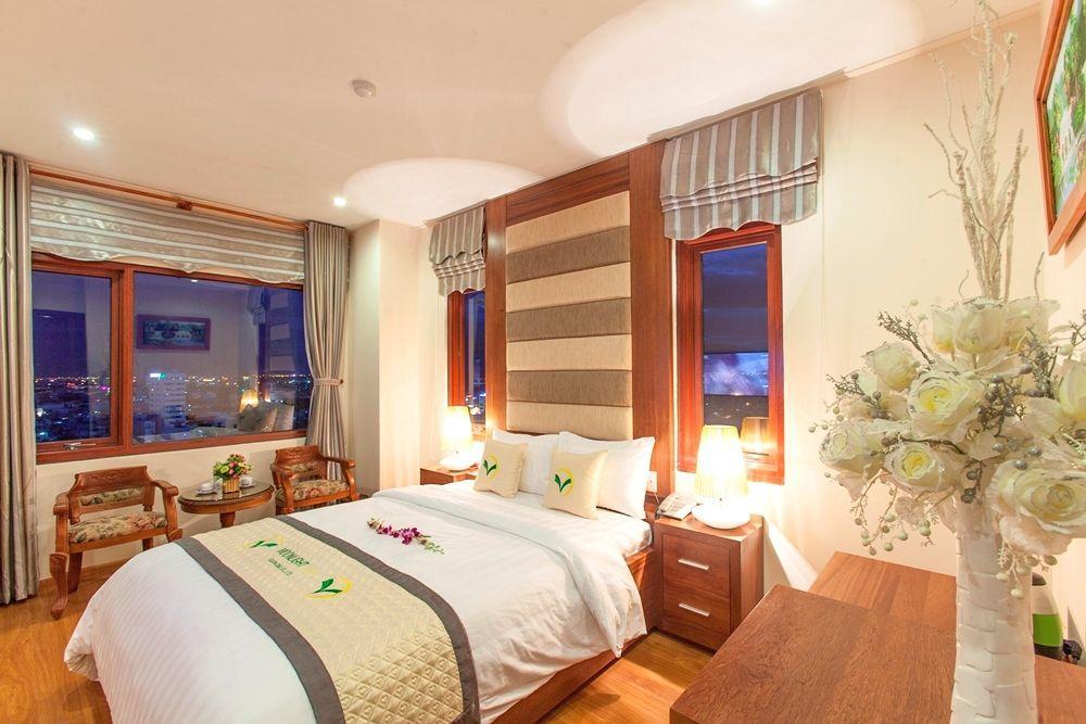 Moonlight Hotel Suites & Spa - Dragon Bridge View & Beautiful City View Đà Nẵng Exterior foto