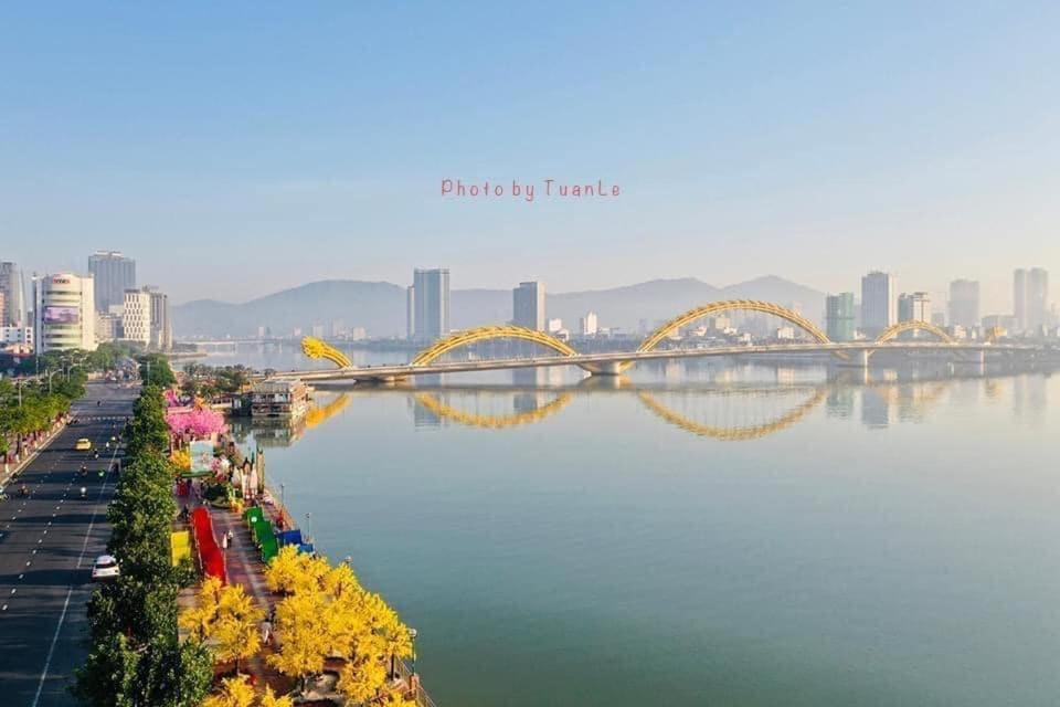 Moonlight Hotel Suites & Spa - Dragon Bridge View & Beautiful City View Đà Nẵng Exterior foto